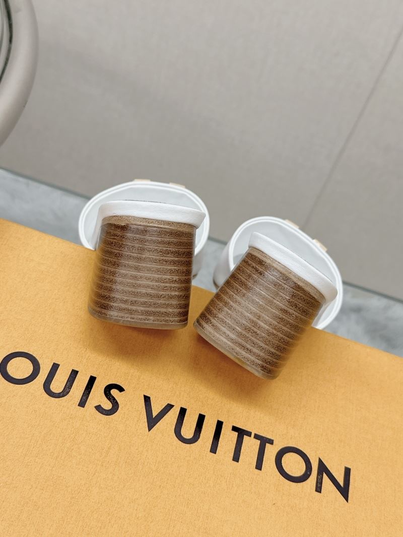 Louis Vuitton Slippers